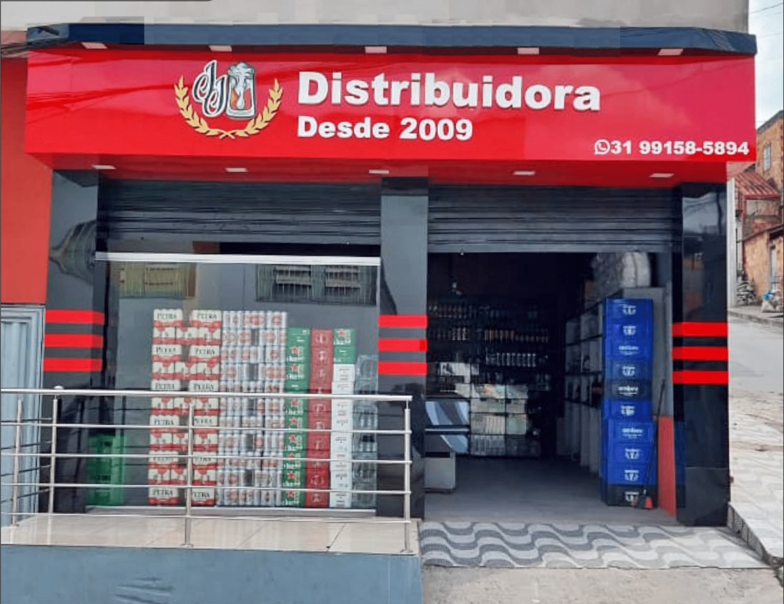 Fachada em ACM para distribuidora, executado pela SMART Placas e Toldos